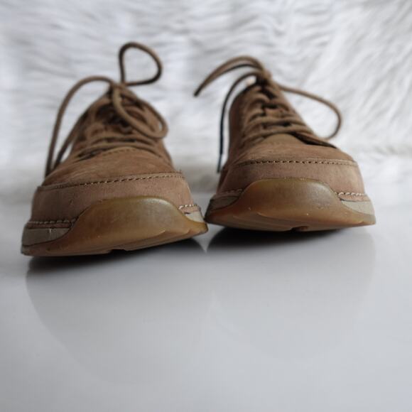 Clarks Women's Tri Spark Khaki Brown Tan Nubuck Sneakers - Picture 6 of 10
